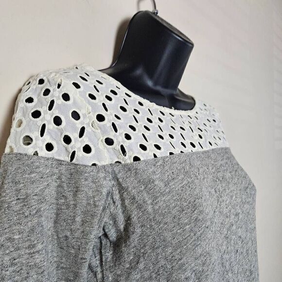 Postmark Threaded Eyelet Blouse - Picture 2 of 7